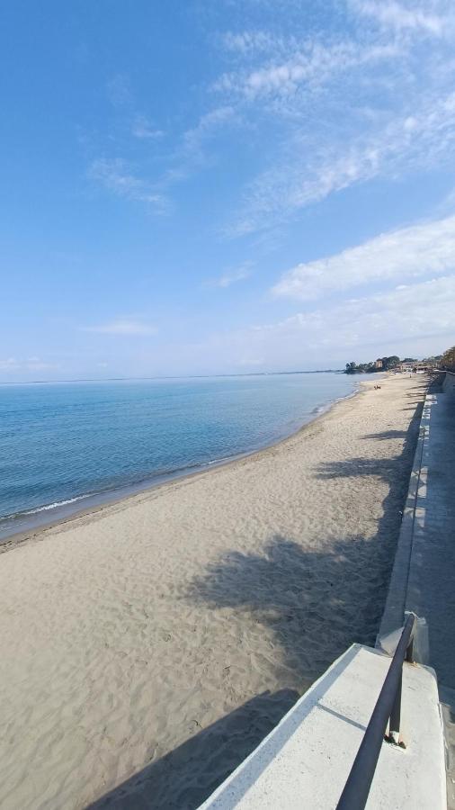 أغروبولي B & Beach المظهر الخارجي الصورة